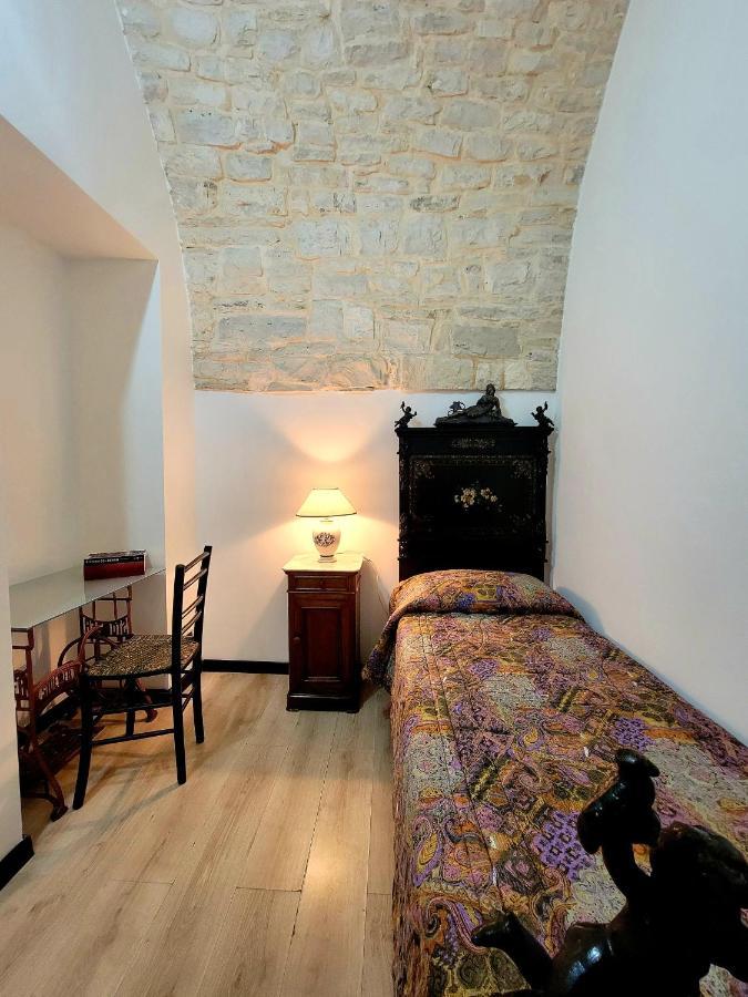 Ferienwohnung Giovinazzo Historic Apulia Old Town Stone House With Private Patio Exterior foto